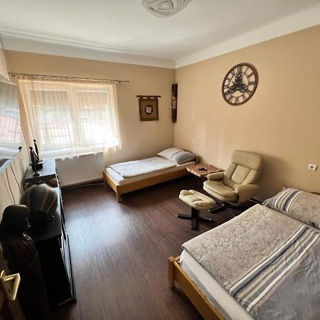 Feher Galamb Apartman Gyál Exteriér fotografie