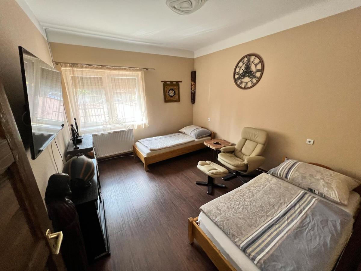 Feher Galamb Apartman Gyál Exteriér fotografie